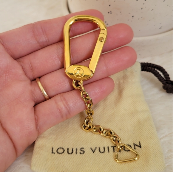 💕100% Authentic Louis Vuitton Keychain Gold - Picture 3 of 6